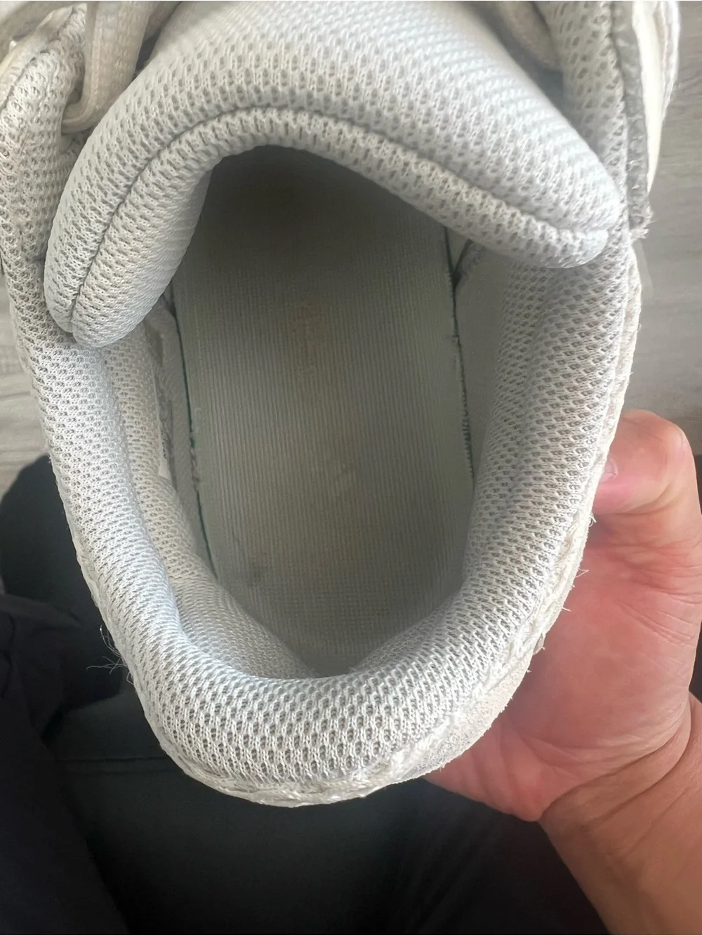 Yeezy Boost 700 Analog